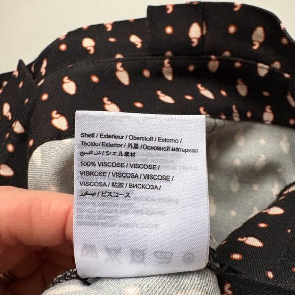 Farm Rio Anthropologie Paperbag Fruit Detail Crop Pants Size XL - Picture 5 of 5